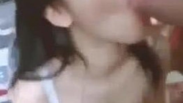 Qua cho con em hàng xóm bú cặc